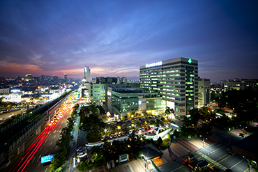 건국대학교 신축 병원 야경(2011)